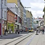 Апартаменты Living In The Center